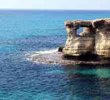 Lagoon albastru (Cipru): două obiective turistice sub un singur nume