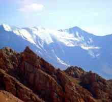 Muntele Bazarduzu: descriere, caracteristici, fotografie
