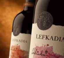 `Lefkada`, vin: alb uscat, rosu uscat. Soiuri de struguri pentru vinificație