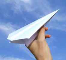 Hârtie avion - reveniți la ani de școală