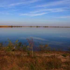 Rezervorul Dmitrov (Orenburg) - pescuit și odihnă în orice moment al anului