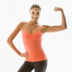 Cum să vă pompați mușchii brațului timp de o zi: exerciții eficiente