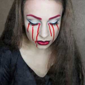 Cum să-ți pictezi fața pe Halloween. Masti pentru fata pe Halloween