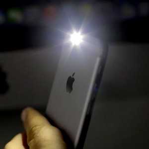 Cum se pornește lanterna pe iPhone 5S: sfaturi și trucuri