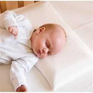 Când poate dormi un copil pe o pernă? Vom afla!