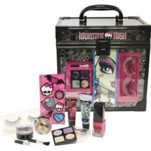 Cosmetic `Monster High `- un cadou perfect pentru o fată modernă