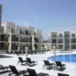 Amphora Beach Resort Suites 4: servicii oferite