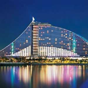 Hoteluri din Emiratele Arabe Unite cu propria sa plajă privată: cele patru cele mai bune