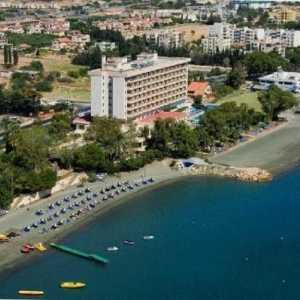 Посейдония Бич (Лимассол) - один из лучших отелей Кипра