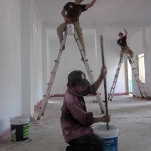 Reparatii: plafonul cu propriile mâini, sau Cum de a repara tencuiala veche?