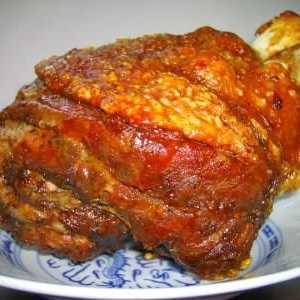 Carne de porc în multivark - al doilea curs delicios și parfumat