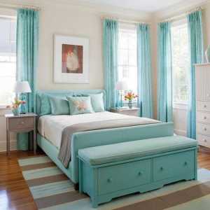 Dormitor în culori turcoaz: tapet, mobilier, accesorii