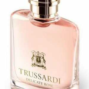 Apă de toaletă Trussardi Delicate Rose: descriere a parfumurilor și recenzii