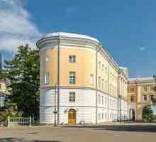 Tsarskoye Selo Lyceum este o școală care a adus culoarea timpului
