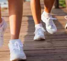 Care este mai bine: alergând sau mersul pe jos? Wellness de alergare și de mers pe jos