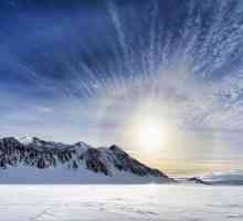 Punctele de atracție ale continentului de gheață. Cădere de apă în Antarctica