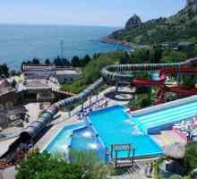 `Blue Bay `- parc acvatic din Yalta, popular pentru turiști