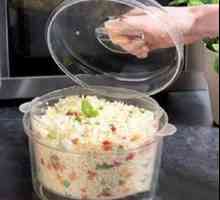 Gătiți legumele cu orez într-un multivariat