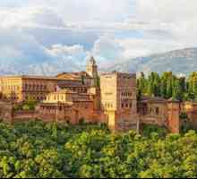 Granada, Alhambra - ansamblu arhitectural și parc: descriere. Atracții în Spania