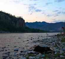 Indigirka este un râu în nord-est de Yakutia. Descriere, hrană, afluenți