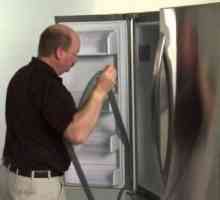 Cum să depășească ușa frigiderului "Indesit": instrucțiuni de la rândul său