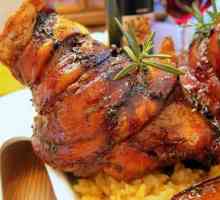 Cum să gătești o pui de carne de porc într-un cuptor cu mirodenii aromate?