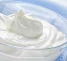 Cum se face crema din lapte cu mână și cușcă: rețete