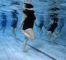 Ce exerciții în piscină trebuie să fie efectuate de o femeie însărcinată