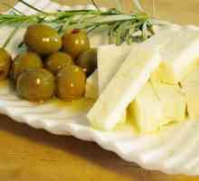 Canape cu brânză și măsline: rețete