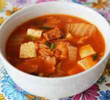 Kimchi este o supă de bucătărie coreeană. Cum să gătesc?