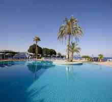 Plaja Laura 4 *. Hotelul "Paphos" din Cipru