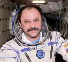 Pilot-cosmonaut al Federației Ruse Usachev Yuri
