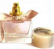 `May Barberry Blash`: recenzii ale noului parfum, o comparatie cu predecesorii sai