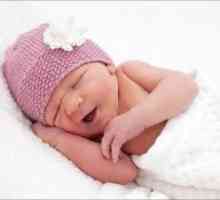 Ușor de tricotat pentru nou-născuți: pălării cu ace de tricotat și mănuși