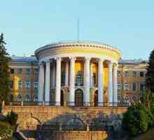 Palatul Octombrie (Kiev): Istorie și arhitectură