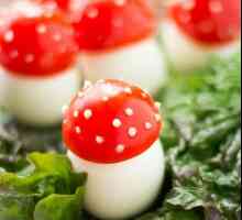 Gustare originala pentru masa festiva - ciuperci din oua si rosii