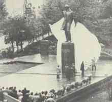 Monumentul lui Lermontov din Moscova: fotografie și descriere