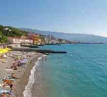 Yalta beach: fotografii și recenzii. Plaja Massandra