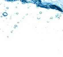 Beneficiile și conținutul caloric al apei
