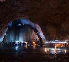 Minune naturală a peșterii Transbaikalia - Haetaei