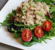 Salată cu conserve de ton și castraveți. Rețete simple