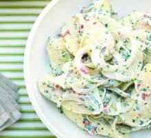 Salate cu pansament de iaurt: retete de gatit