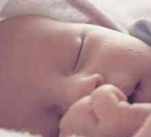 Nou-nascuti eriteme toxice: cauze, tratament