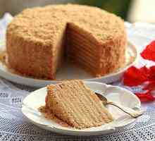 Cake `Medovik` este foarte simplu: reteta de gatit cu o fotografie