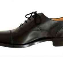 Pantofii clasici pentru bărbați trebuie să fie în garderoba unui om de succes
