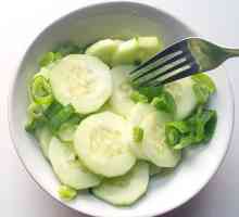Salata de vitamine din ceapa verde