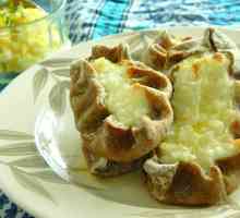 Delicioase plăcinte kareliene: rețetă cu cartofi răzuți