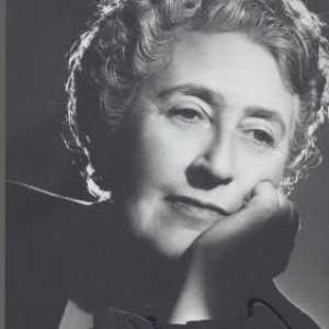 Agatha Christie. Biografia unui scriitor și a unei femei