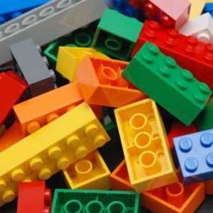 Analog "Lego". Există o înlocuire a legendei?