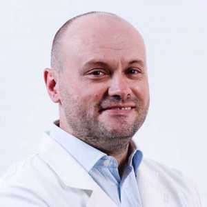 Andrey Nikolaevich Senyuk - chirurg maxilo-facial și plastic